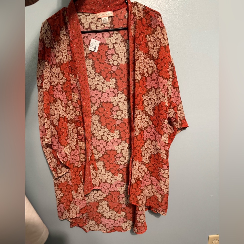 Maurices Red and Pink Floral Kimono Top